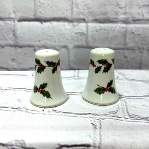 Vintage Lefton Christmas Holly Berries Salt & Pepper Shaker Set